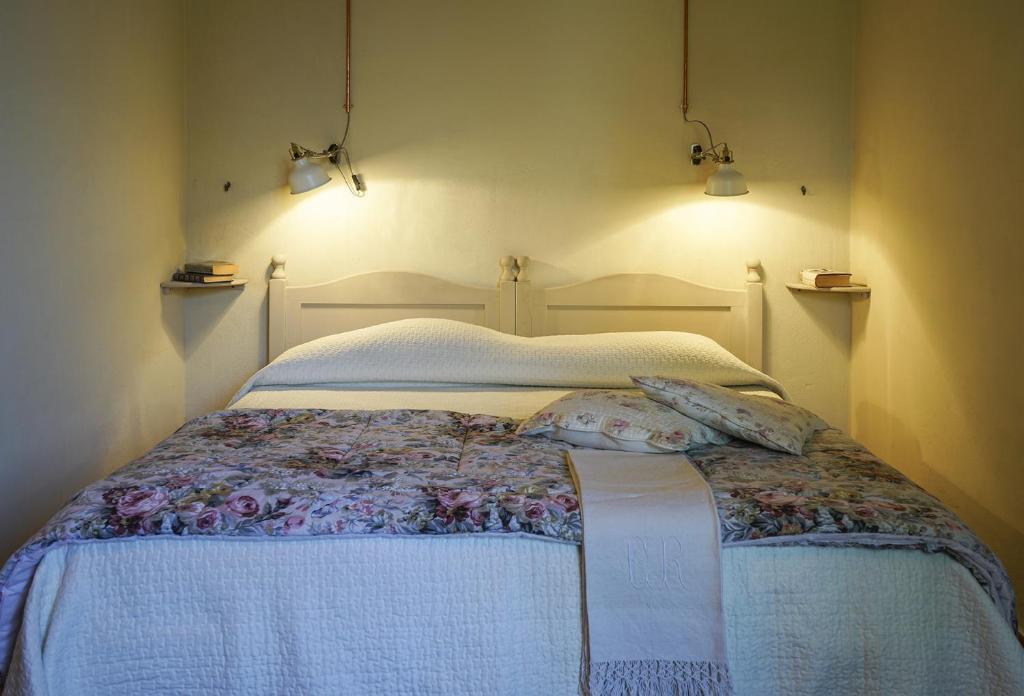 Locanda Degli Alberi Sassetta Eksteriør billede