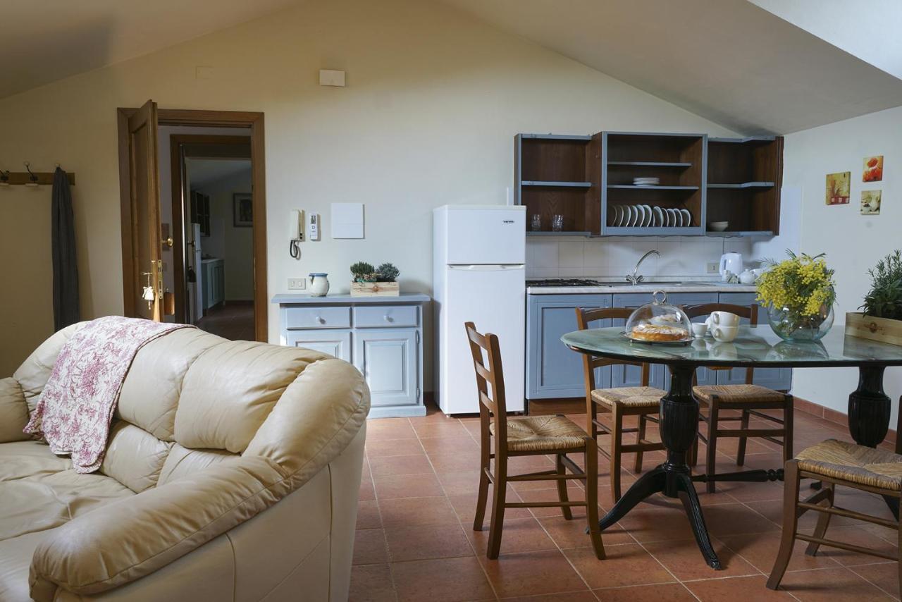 Locanda Degli Alberi Sassetta Eksteriør billede