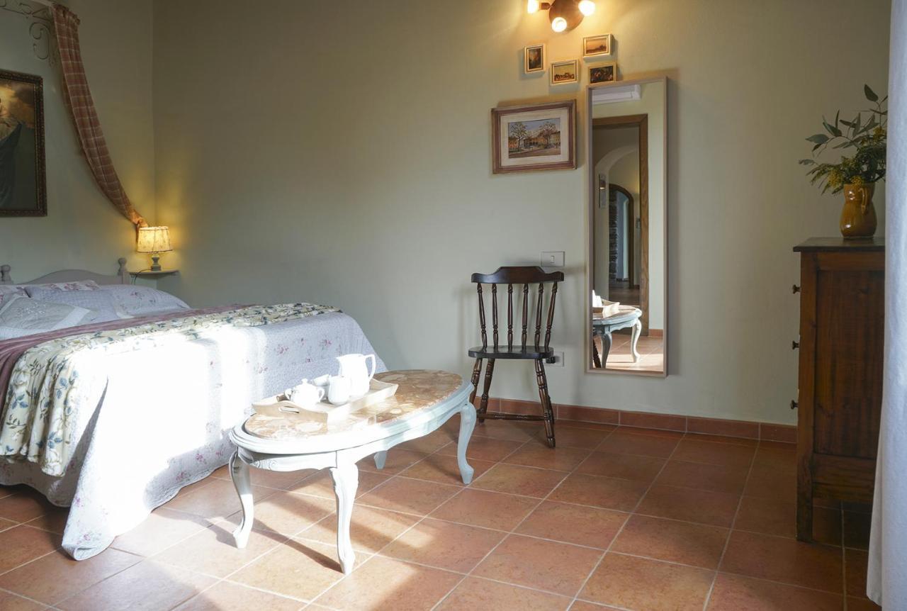 Locanda Degli Alberi Sassetta Eksteriør billede