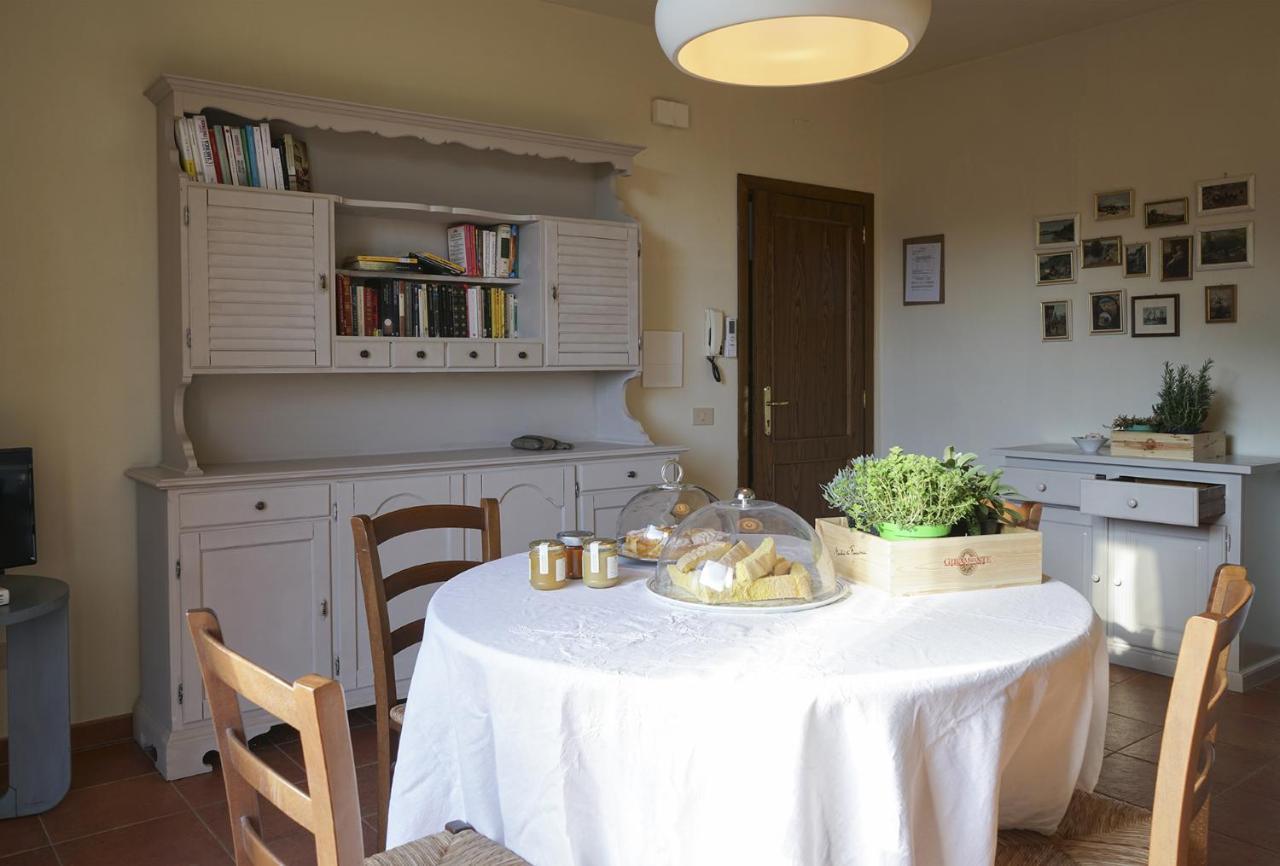 Locanda Degli Alberi Sassetta Eksteriør billede