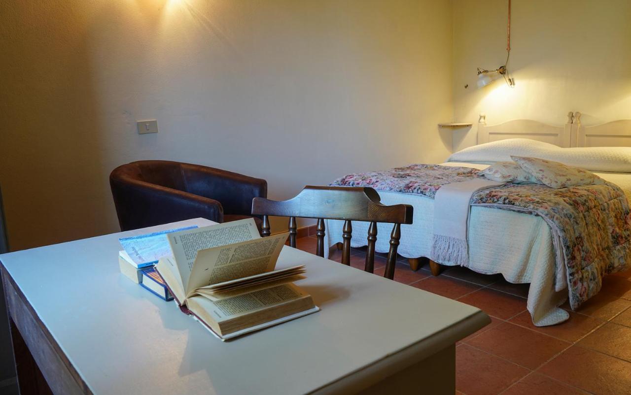 Locanda Degli Alberi Sassetta Eksteriør billede